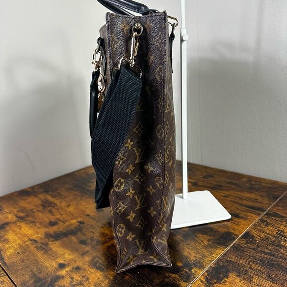 Louis Vuitton Vintage Monogram Sac Plat Tote Bag - Picture 10 of 16